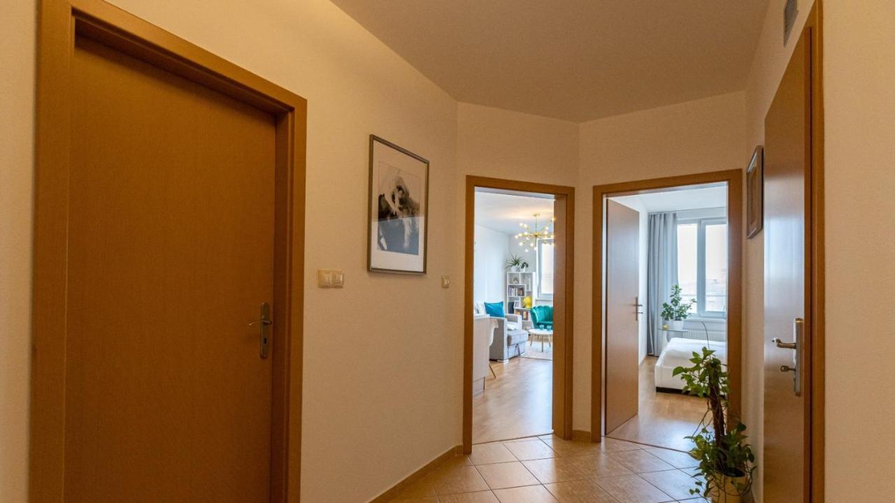 2 Room Apartment With Terrace, New Building, Jegeho Bratislava Exterior foto