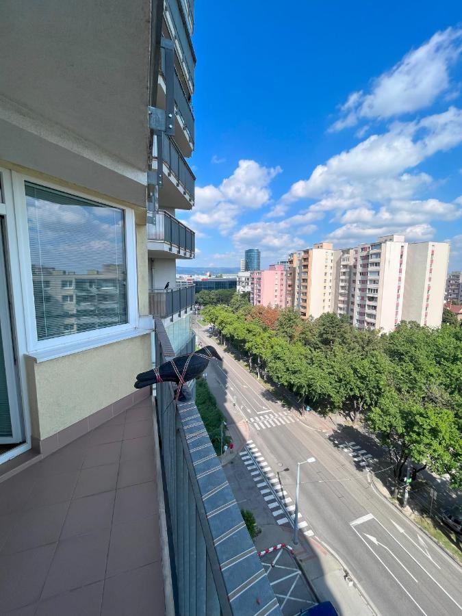 2 Room Apartment With Terrace, New Building, Jegeho Bratislava Exterior foto
